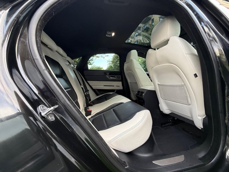 2016 Jaguar XF 3.0d V6 S 4dr Auto SALOON DIESEL Automatic