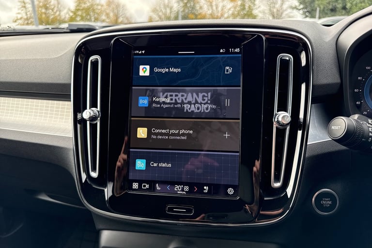 2023 Volvo XC40 2.0 B3 MHEV Plus DCT Auto Euro 6 (s/s) 5dr SUV PETROL Automatic