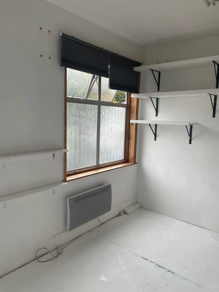 Bright Workspace | 91 ft² | 20% Off (Last Days) | Creative & Artist Studio | Lea Bridge Rd, E10