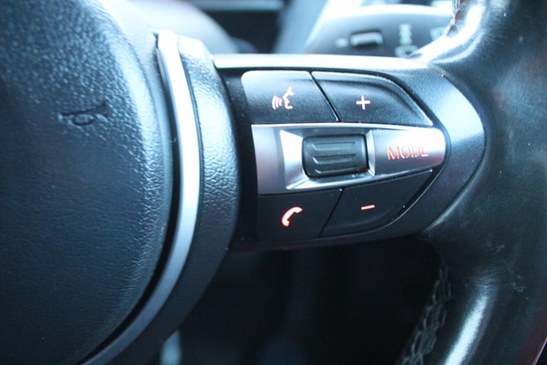 2013 BMW 1 Series 2.0 125d M Sport Auto Euro 5 (s/s) 5dr HATCHBACK Diesel Automatic