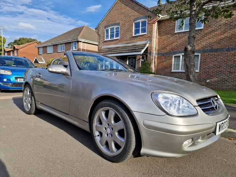 Mercedes SLK320