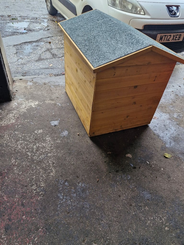 Dog kennel and cage 