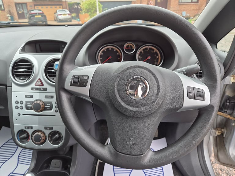 Vauxhall, CORSA, Hatchback, 2014, Semi-Auto, 1229 (cc), 5 doors