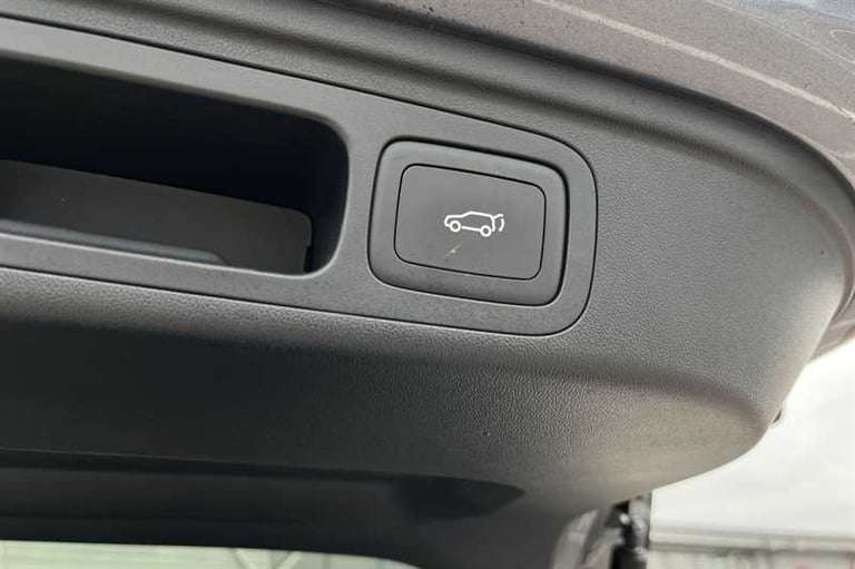 2025 MG MG HS 1.5 T-GDI Trophy 5dr DCT ESTATE PETROL Automatic