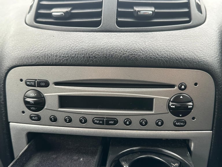 2006 Alfa Romeo 147 1.6 TS Lusso 3dr HATCHBACK Petrol Manual