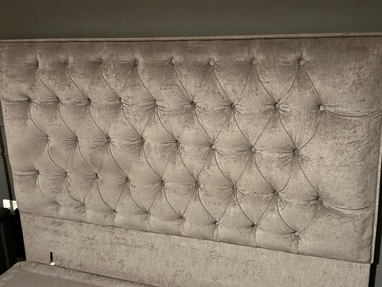 image for King size divan bed 