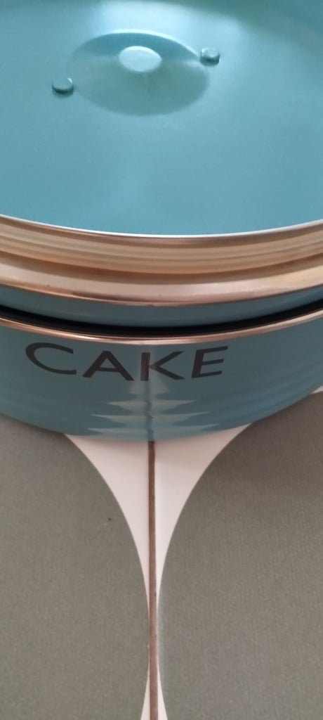 Typhoon Vintage Kitchen Cake Tin Blue