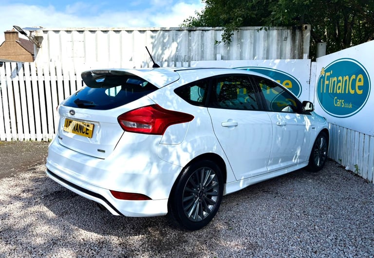 CAN'T GET CREDIT? CALL US! Ford Focus 1.5 T EcoBoost ST-Line (s/s), 2018- £149 DEPOSIT, £63 PER WEEK