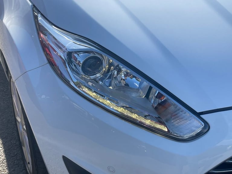 2016 Ford Fiesta 1.0T EcoBoost Titanium Hatchback 5dr Petrol Powershift Euro 6 (100 ps) Hatchback...