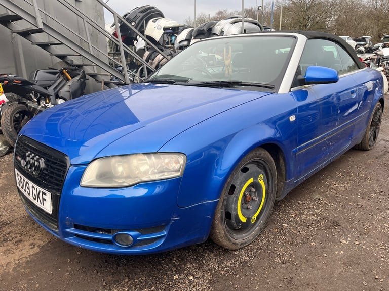 Audi a4 convertible b7 2.0 tdi 2009 blue BREAKING FOR PARTS 