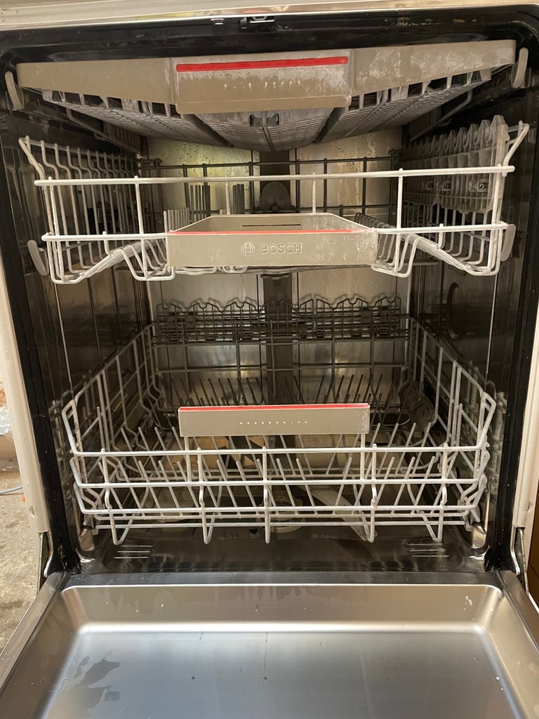 Bosch Series 4 freestanding dishwasher