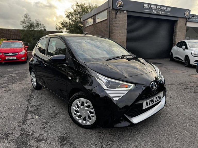 2019 Toyota AYGO 1.0 VVT-i X-Play 5dr HATCHBACK Petrol Manual