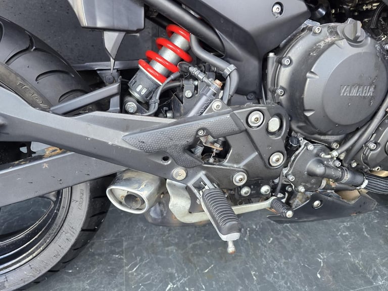 YAMAHA XJ6 N ABS PROJECT BIKE HPI CLEAR