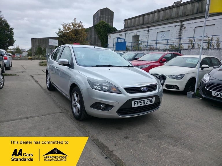 FORD FOCUS 1.8 Zetec 5dr 2010