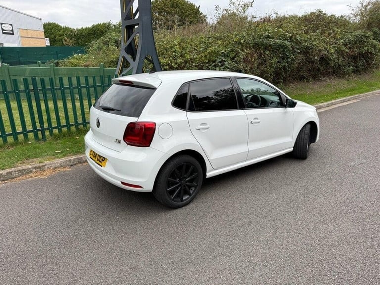 2015 64 VOLKSWAGEN POLO 1.2 TSI BLUEMOTION TECH SE DESIGN HATCHBACK 5DR PETROL M