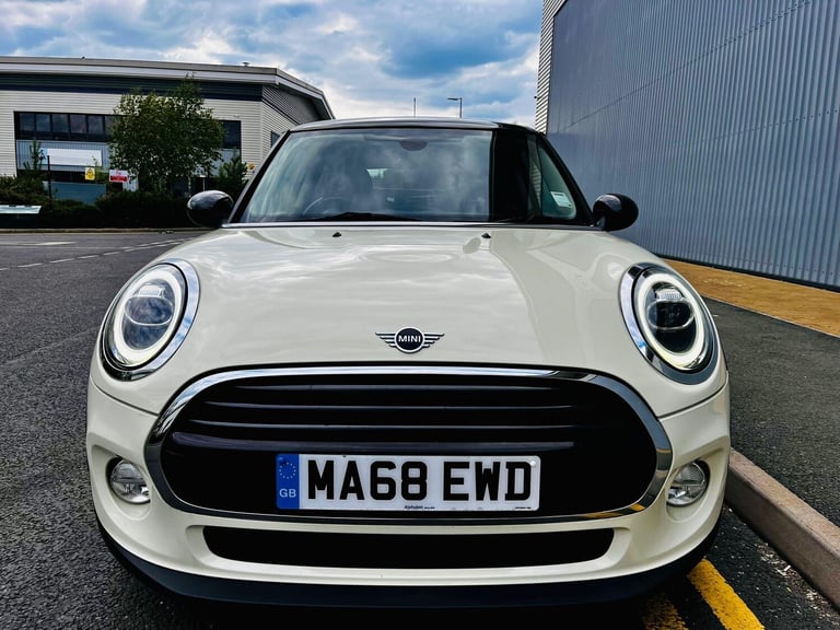 2018 MINI Hatch 1.5 Cooper D Euro 6 (s/s) 3dr HATCHBACK Diesel Manual