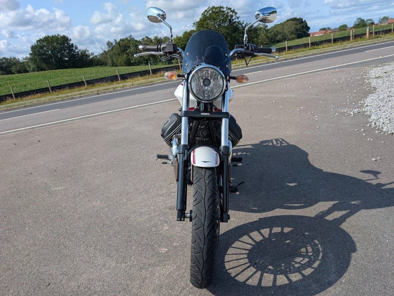 2018 MOTO GUZZI V9 ROAMER