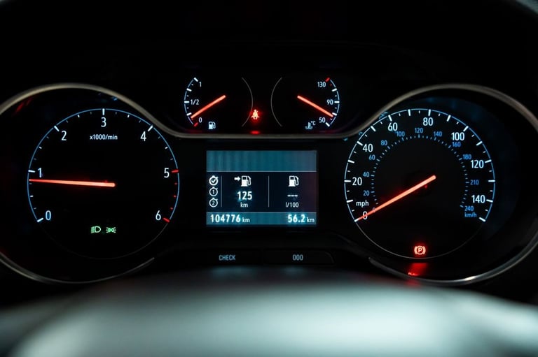 2018 Vauxhall Crossland X 1.6 Turbo D Tech Line Nav SUV 5dr Diesel Manual Euro 6 (s/s) (120 ps) D...