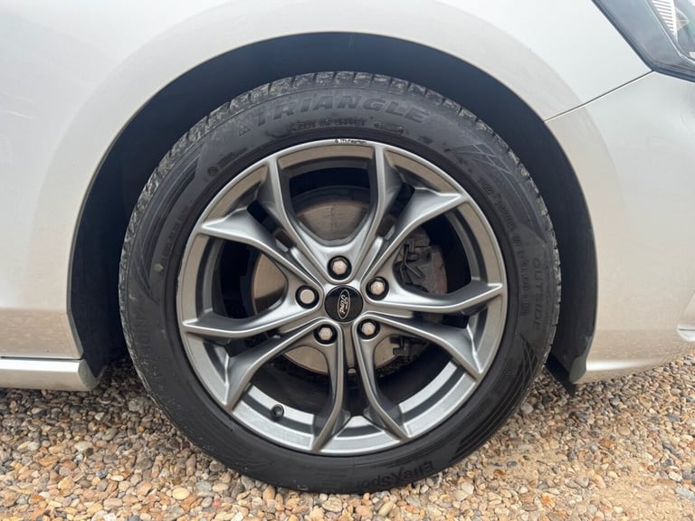 2019 Ford Focus 1.0T EcoBoost ST-Line Hatchback 5dr Petrol Manual Euro 6 (s/s) (125 ps) Hatchback...