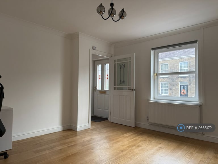 3 bedroom house in Grove Road, Pontardawe, Swansea, SA8 (3 bed) (#2665172)