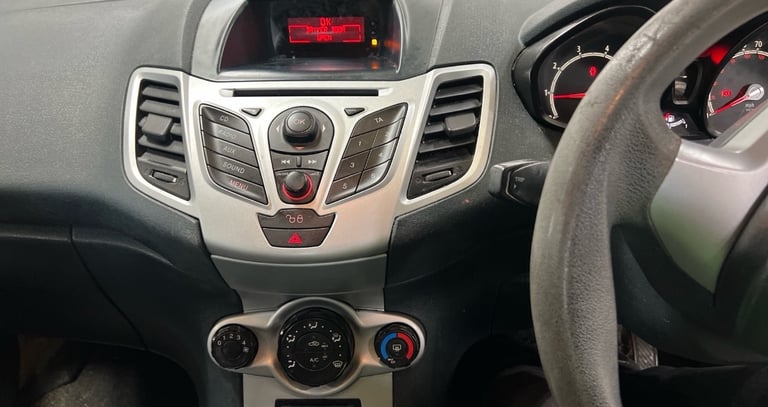 2012 Ford Fiesta 1.25 Edge 5dr HATCHBACK Petrol Manual
