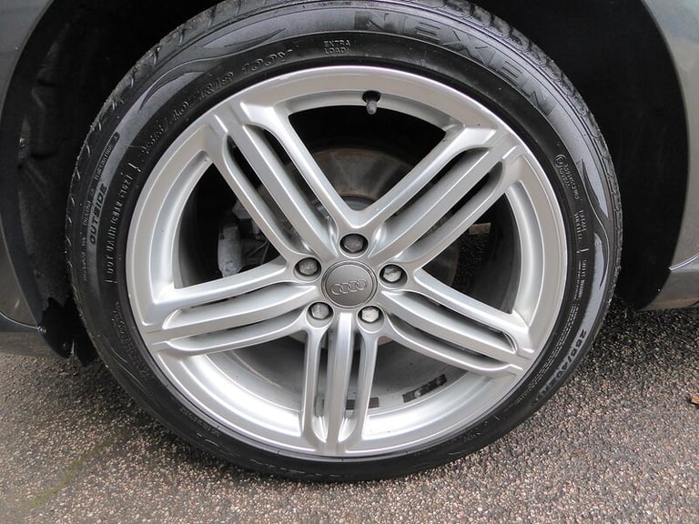 2015 Audi Q3 2.0T FSI Quattro S Line Plus 5dr S Tronic ESTATE PETROL Automatic