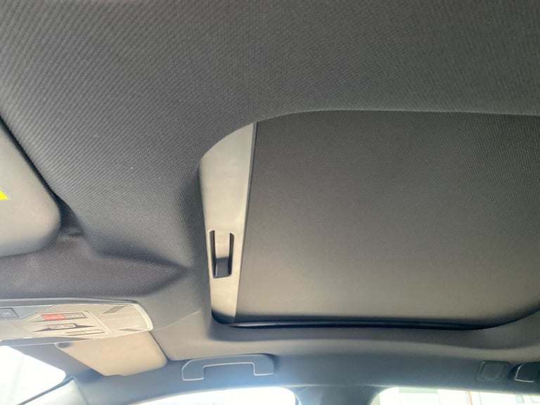 2025 Vauxhall Astra Astra 1.2 Turbo 130 Ultimate 5Dr Estate Estate Petrol Manual