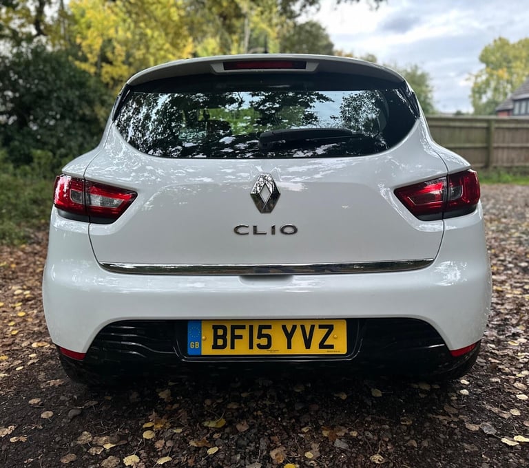 2015 Renault Clio 1.2 16V Dynamique MediaNav 5dr HATCHBACK PETROL Manual