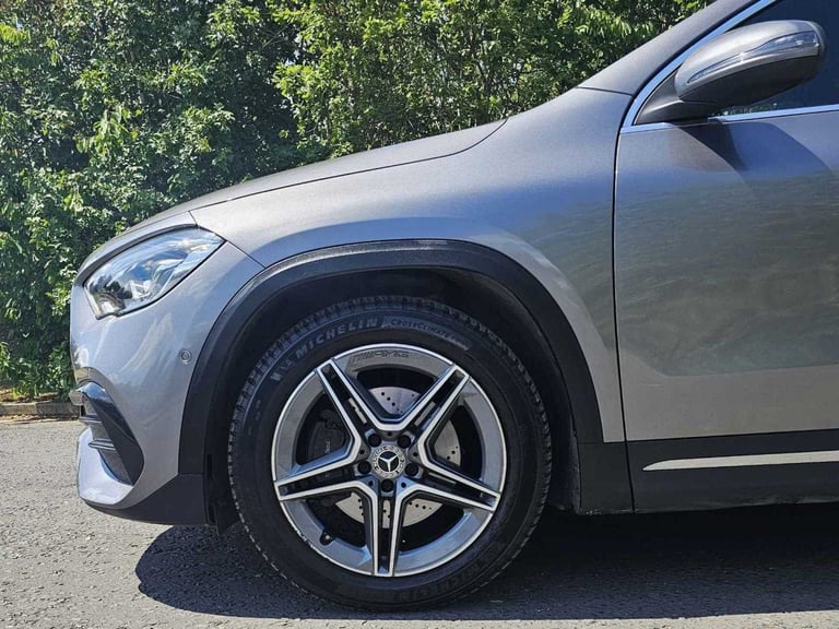  Mercedes-Benz GLA 200d AMG Line Executive 5dr Auto Hatchback Diesel Automatic