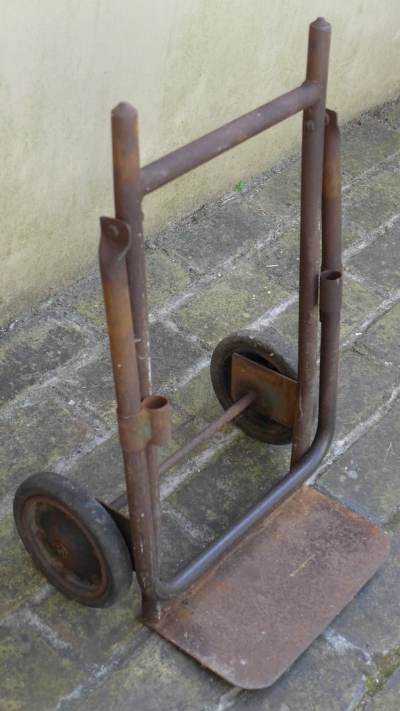  VINTAGE ANTIQUE INDUSTRIAL WORK HORSE: METAL SACK BARROW. SACKBARROW. TRUCK.