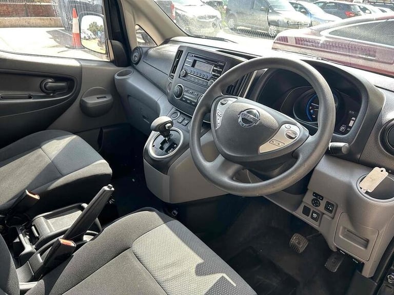2020 Nissan eNV200 Evalia 40kWh Acenta Combi Van Double Cab 5dr Electric Auto (5 Seat, Quick Char...