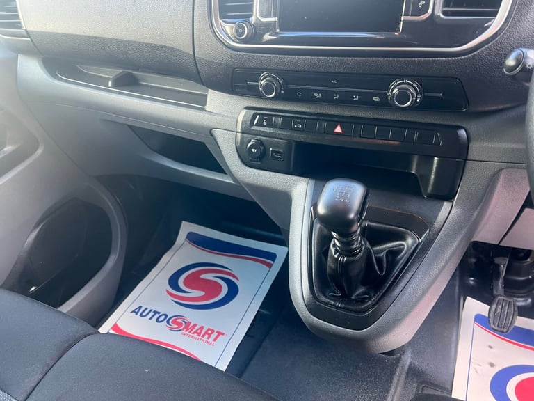 2022 Peugeot Expert 1000 1.5 BlueHDi 100 Professional Premium Van PANEL VAN Diesel Manual