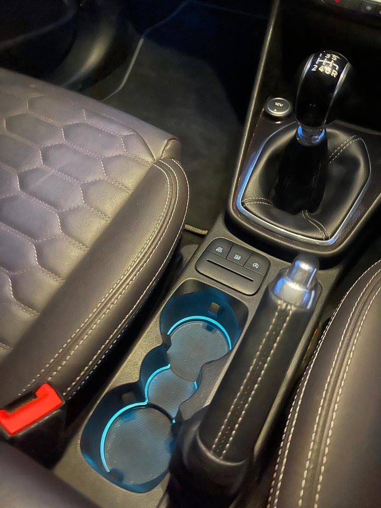 Ford, FIESTA VIGNALE, Hatchback, 2018, Damaged Salvage Repairable 2 owners,