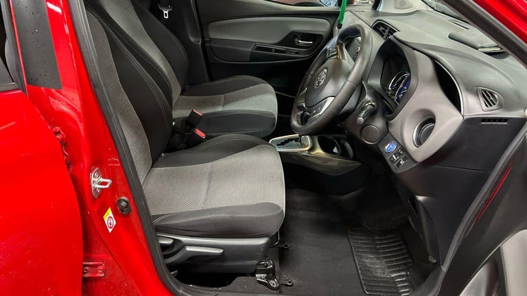  Toyota Yaris 1.5 VVT-h Icon E-CVT Euro 6 5dr Petrol/Electric Hybrid Automatic