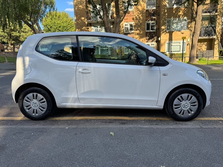 2014 Volkswagen up! 1.0 Move Up 3dr HATCHBACK Petrol Manual