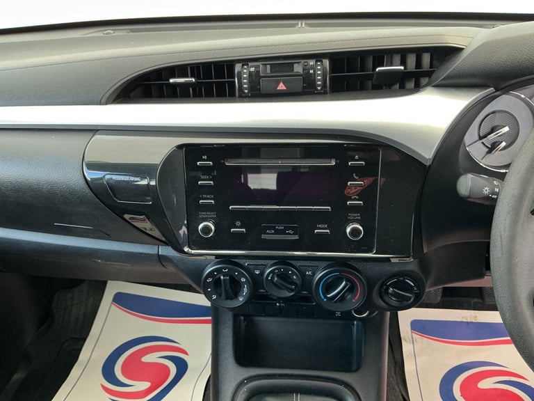 2021 Toyota Hilux 2.4 D-4D Active 4WD Euro 6 (s/s) 4dr PICK UP Diesel Manual