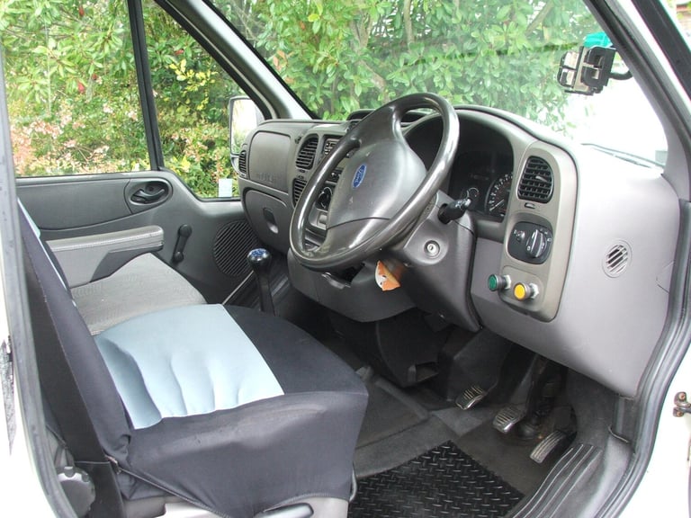 2003 Ford Transit Chassis Cab TDi 90ps (DRW) CHASSIS CAB Diesel Manual