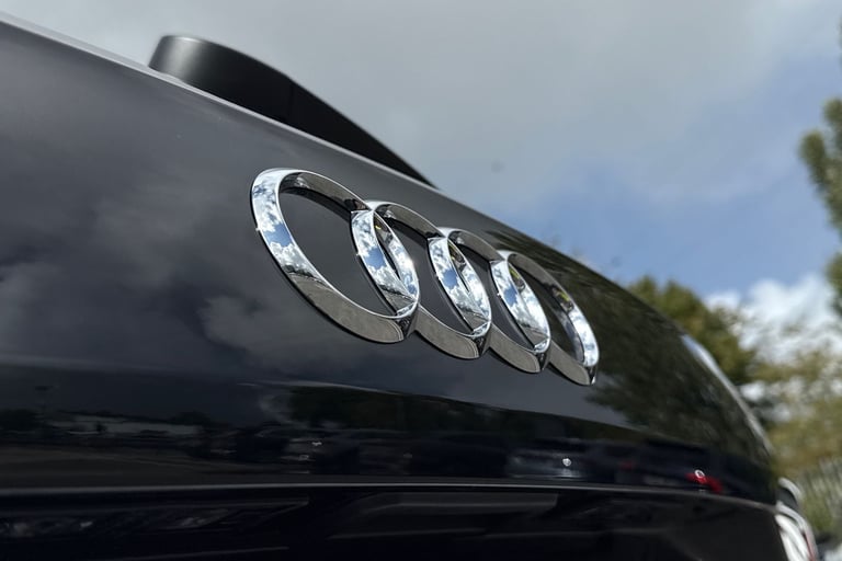 2025 Audi Q2 S line 30 TFSI  116 PS 6-speed SUV PETROL Manual