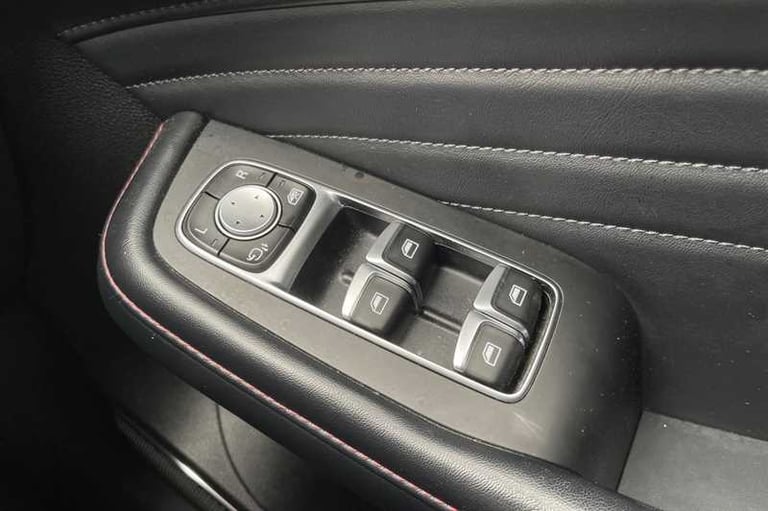 2023 MG MG HS 1.5 T-GDI 16.6kWh Exclusive SUV 5dr Petrol Plug-in Hybrid Auto Euro 6 (s/s) SUV Hyb...