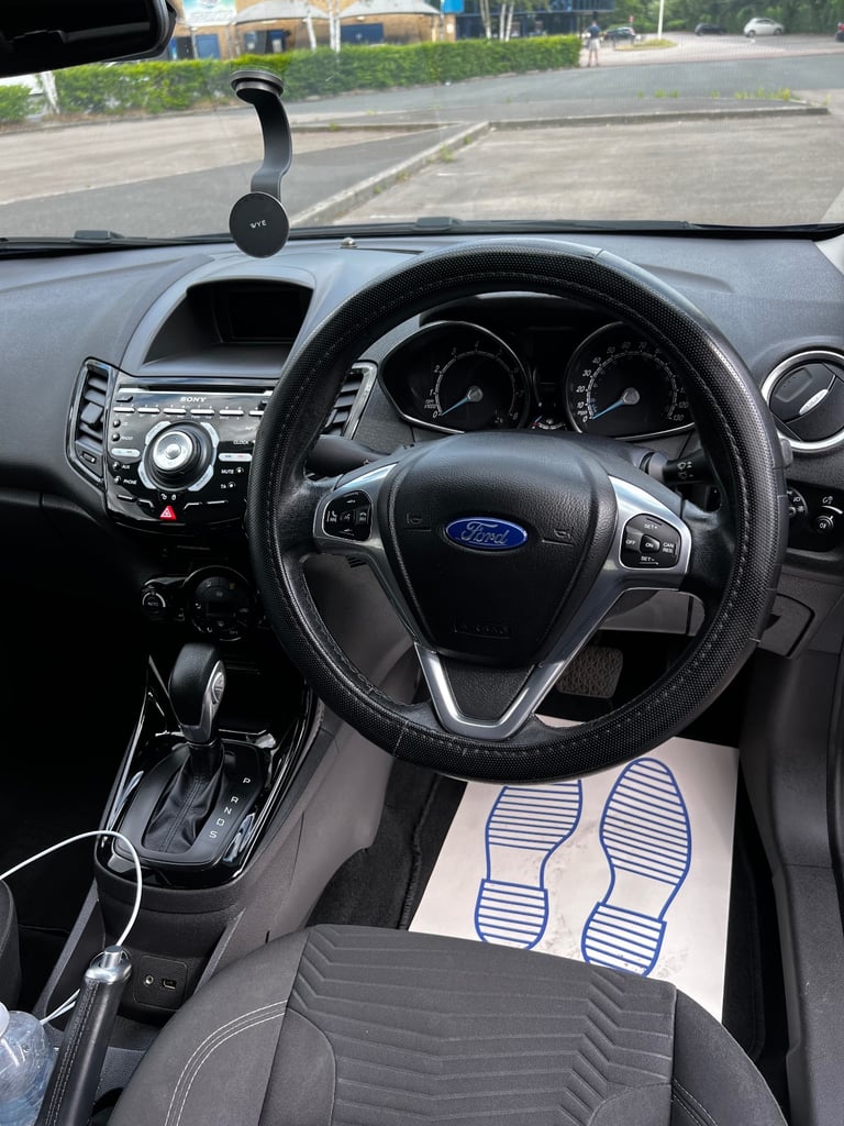 Ford Fiesta 2014 1.6 automatic ulez free 