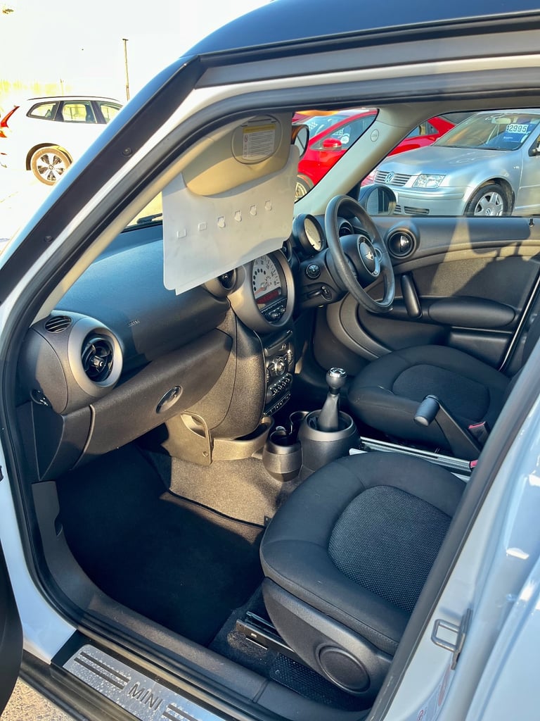 2012 Mini Countryman - Finance available & 3 months warranty included!
