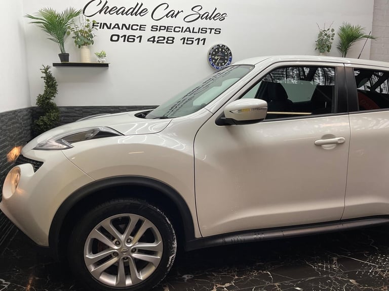2014 Nissan Juke 1.6 Acenta Premium XTRON Euro 5 5dr HATCHBACK Petrol Automatic