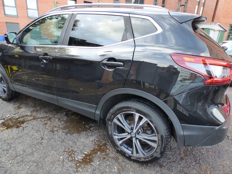  Nissan Qashqai 1.2 DiG-T N-Connecta 5dr Xtronic Petrol