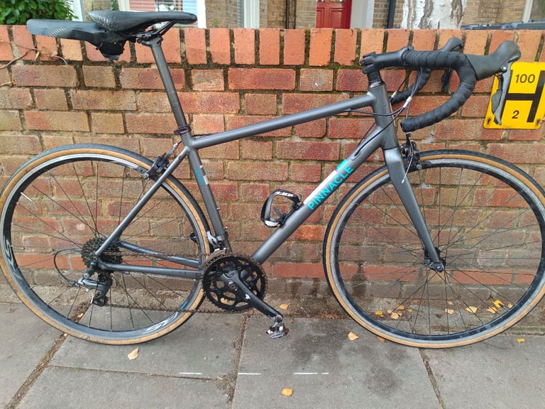 Pinnacle Laterite 1 Road bike Size medium 2021