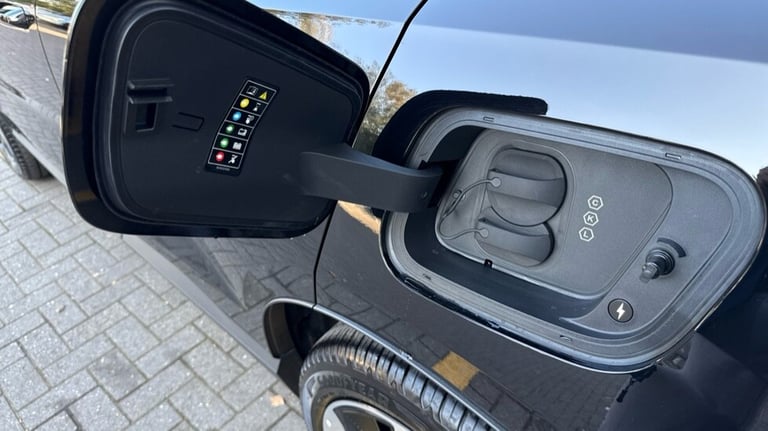2025 Volvo EX30 Plus, Twin Motor Performance, Electric Estate Electric Automatic