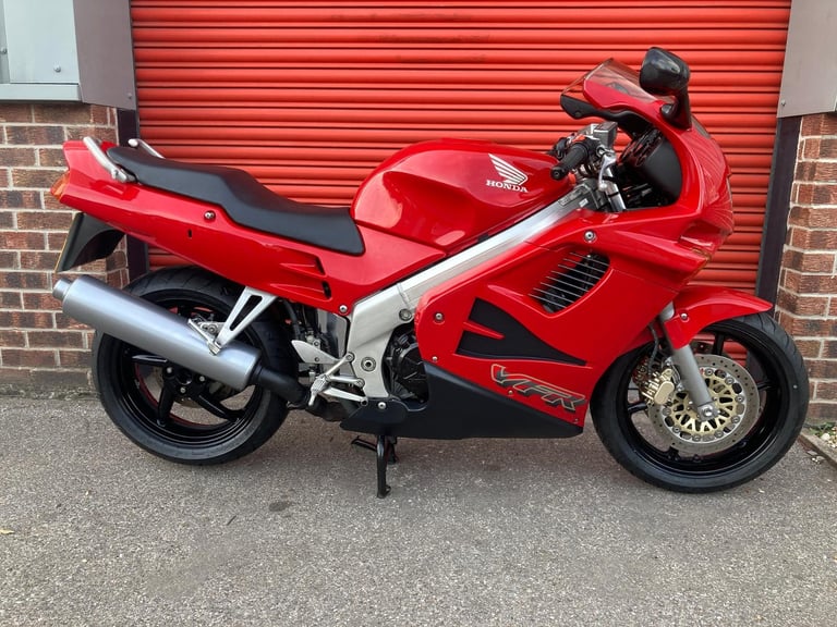 image for HONDA VFR750 RC36,ONLY 10,345 MILES,CATEGORY C IN 1998,STANDARD EXAMPLE