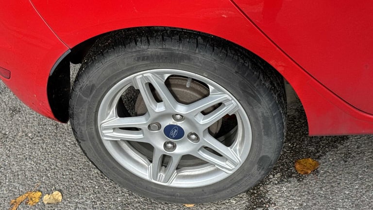 2013 Ford Fiesta 1.25 82 Zetec 5dr Hatchback Petrol Manual