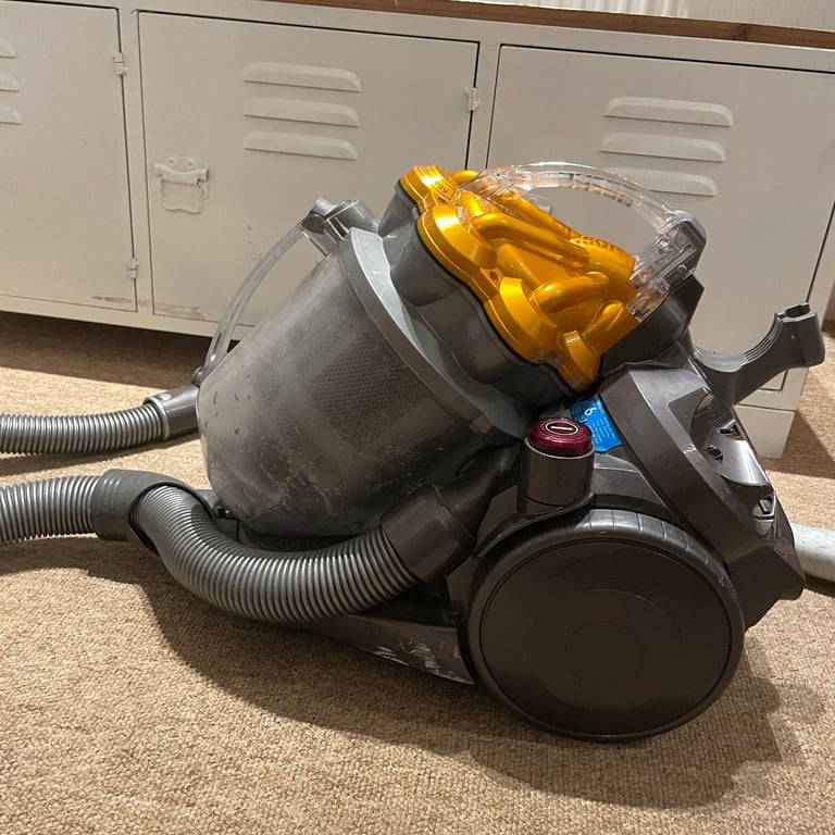 image for Dyson DC19T2 Cylinder Vacuum