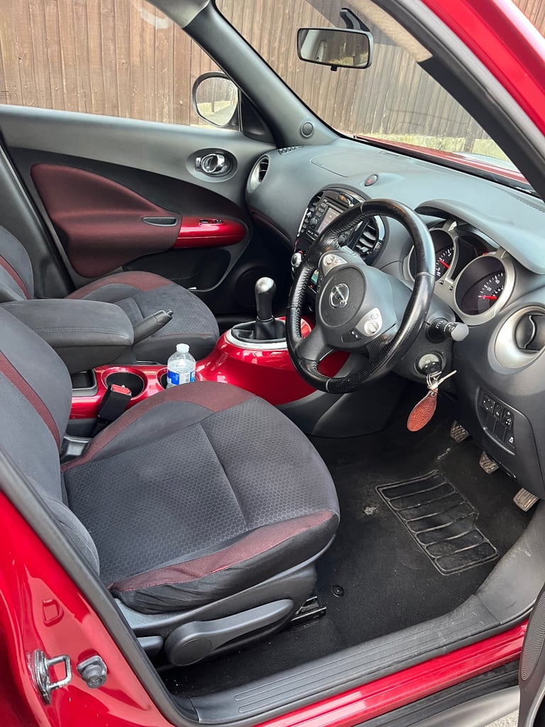Nissan, JUKE, Hatchback, 2011, Manual, 1598 (cc), 5 doors