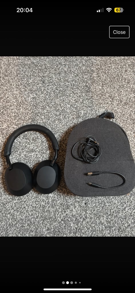 Sony WH-1000XM5 headphones